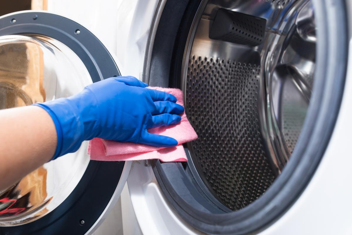 Comment nettoyer une machine à laver après une teinture de vêtement ? -  Creavea